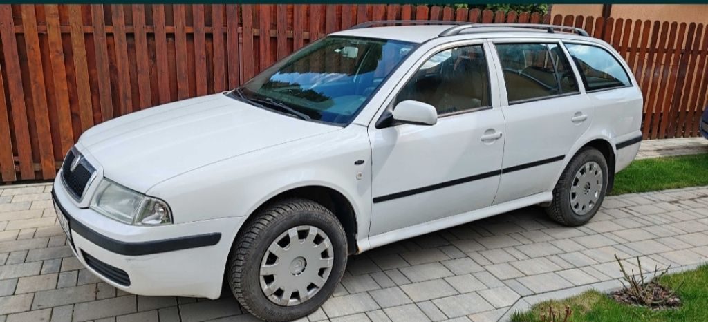 Skoda octavia 1.6 benzin